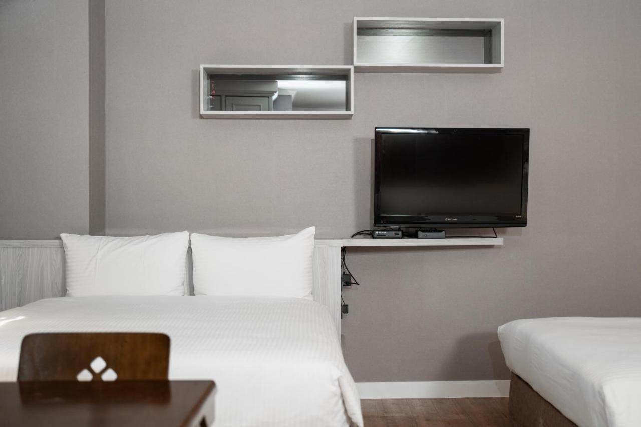 Fu Hsiang Hotel Yilan Экстерьер фото